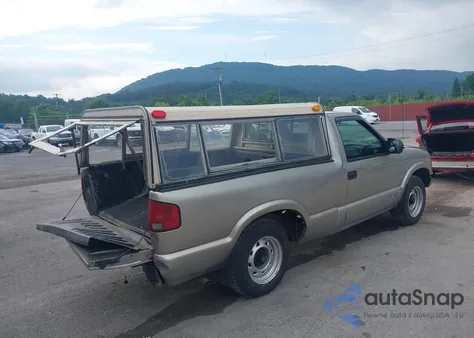 2001 Chevrolet S Truck from USA, damaged, VIN 1GCCS14521K117622